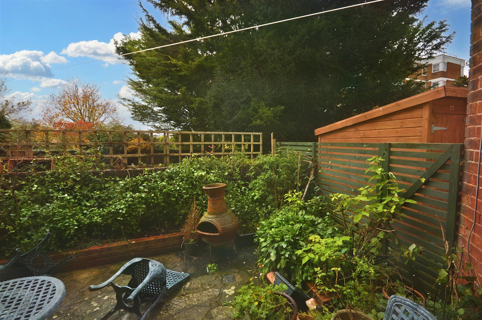 Property Details for Selwyn Road Eastbourne BN21 2LR Town Property